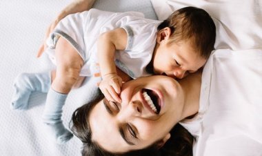 ANNE ADAYLARININ EMZİRME İLE İLGİLİ BİLMESİ GEREKEN 7 ÖNEMLİ NOKTA